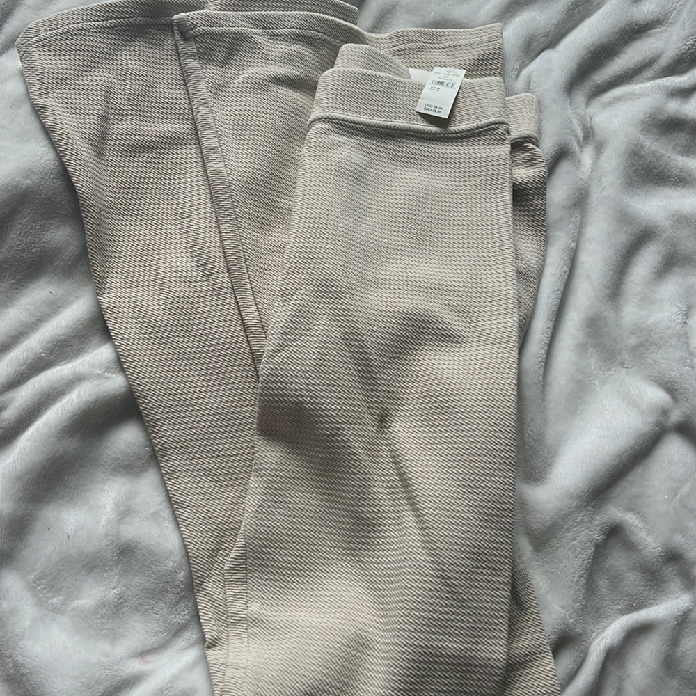 Aerie cream color , medium , new with tags